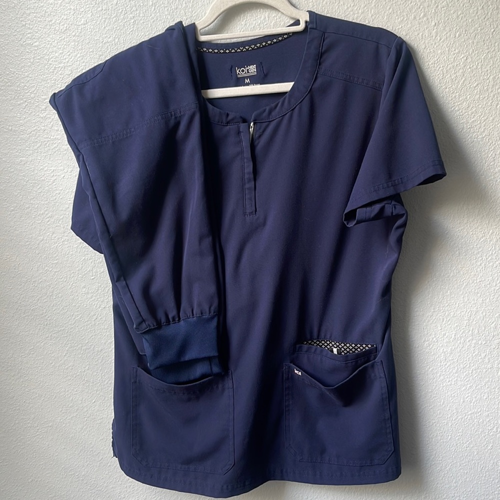 koi navy scrub set